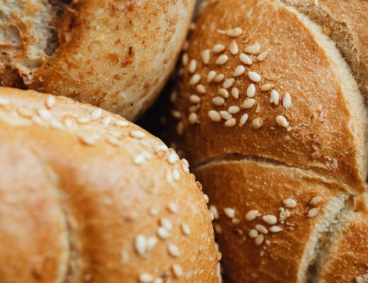 kaboompics Close up of a bread roll a Kaiser roll